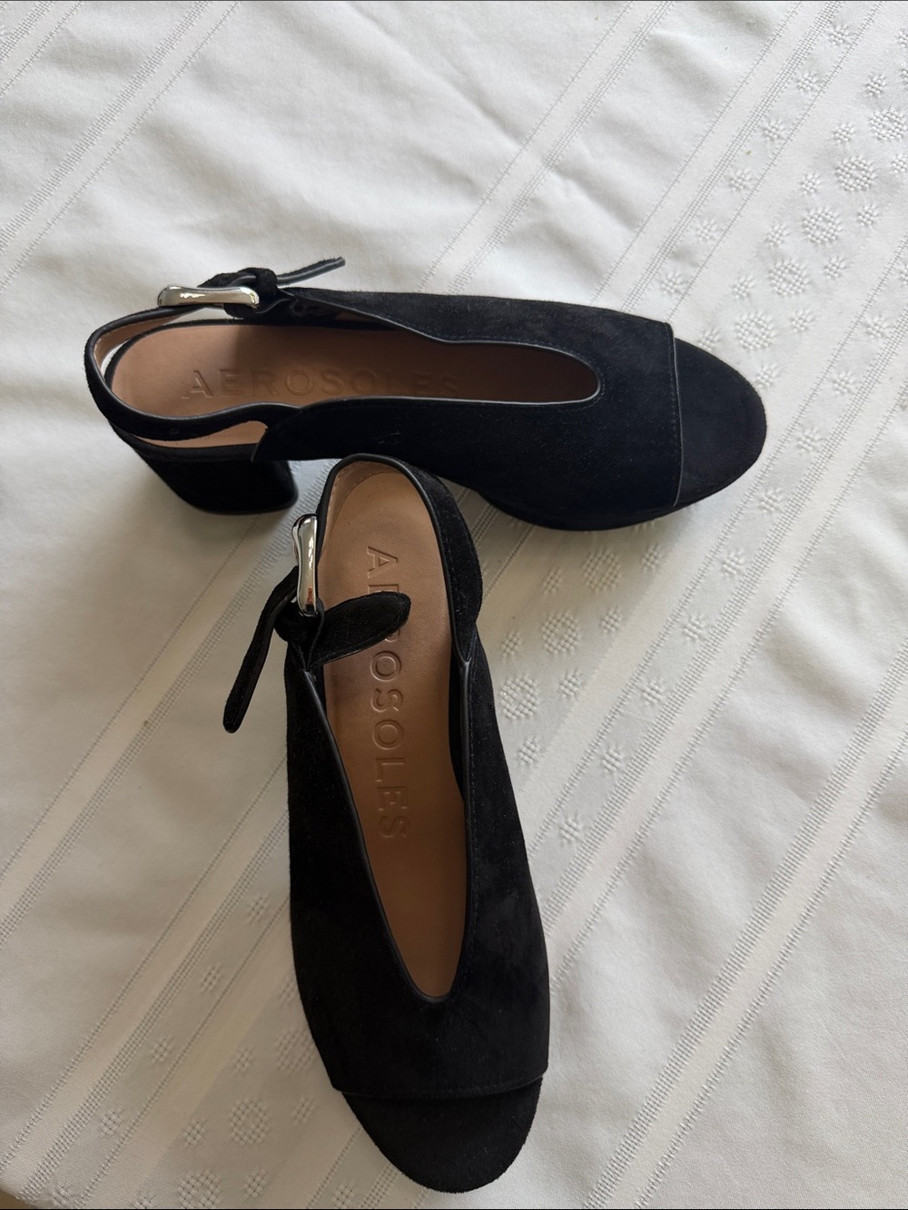 AEROSOLES Black Suede Slingback Block Heel Peep-Toe 2 1/2 inch heel!